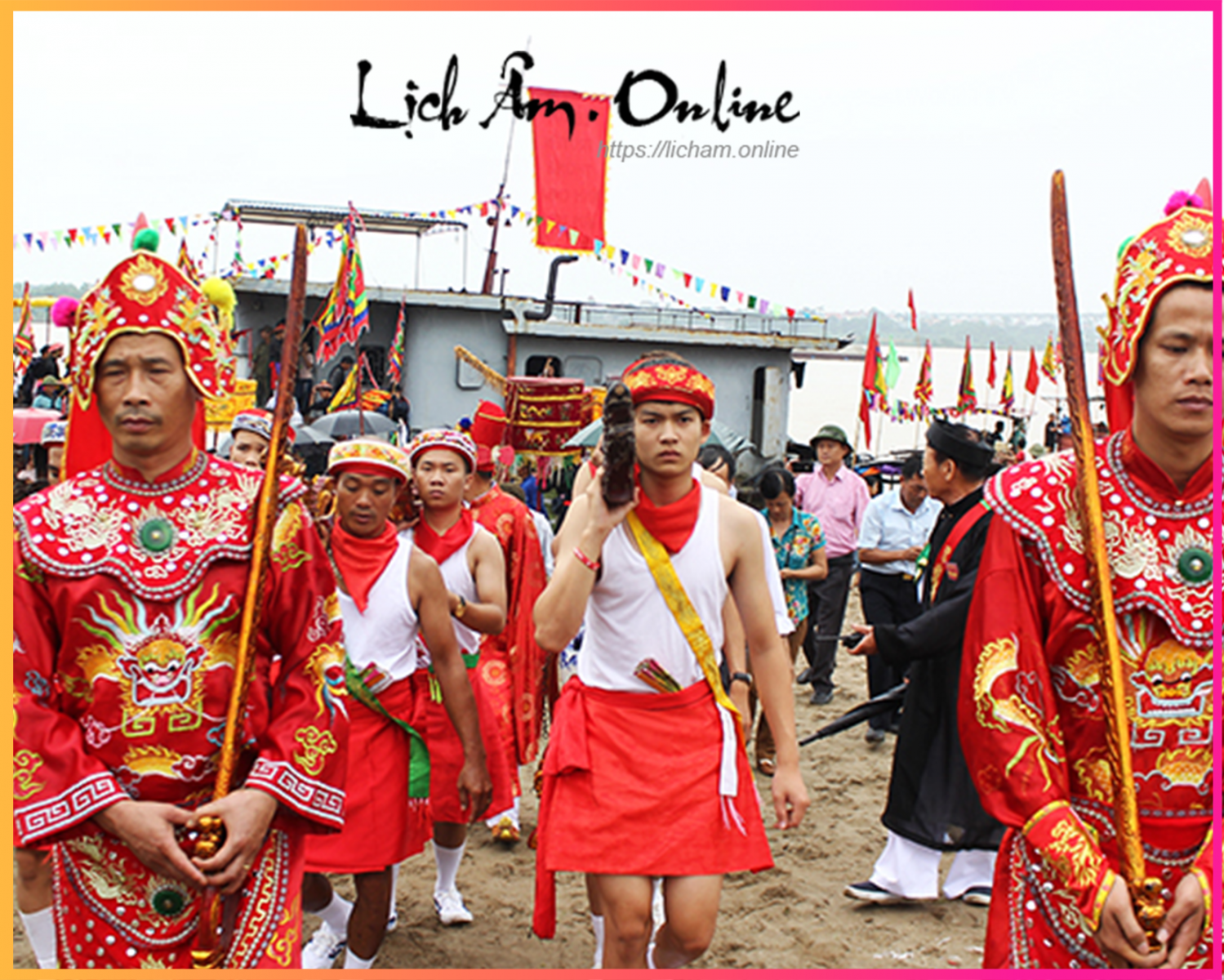 Lễ hội đình - đền Chèm (Hà Nội)