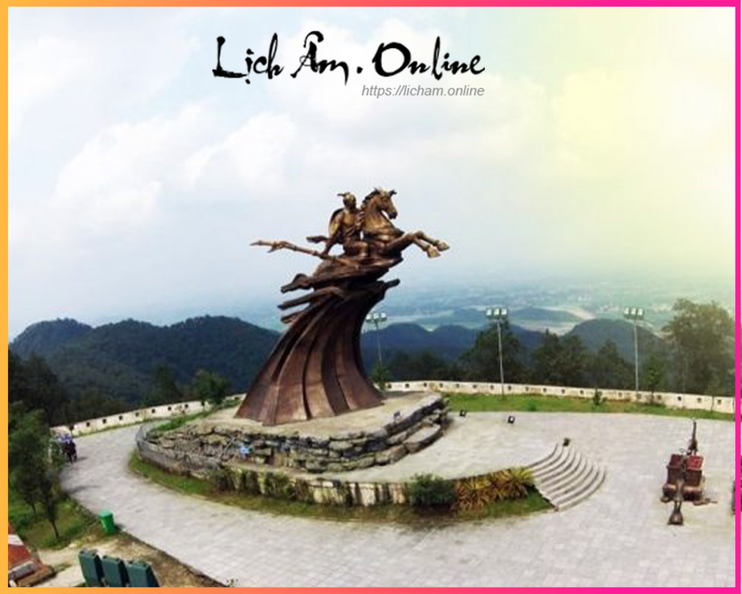 Lễ hội đền Gióng (Sóc Sơn - Hà Nội)