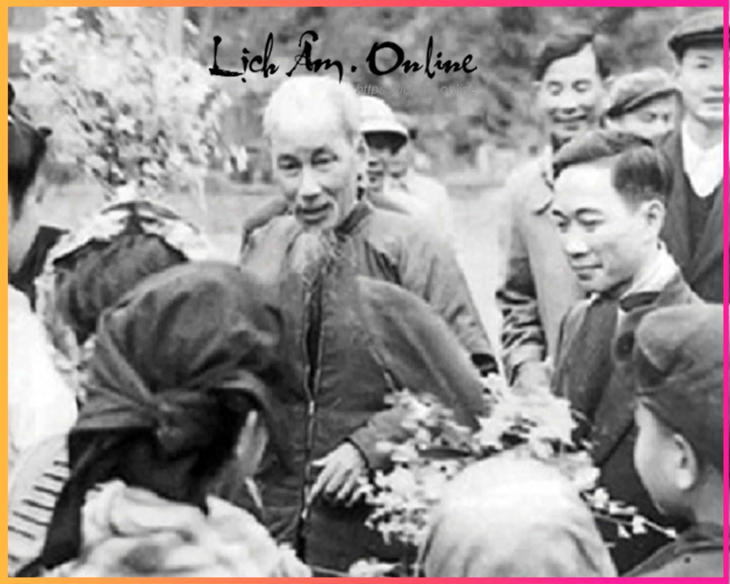 Lãnh tụ Hồ Chí Minh trở về nước trực tiếp lãnh đạo cách mạng Việt Nam 